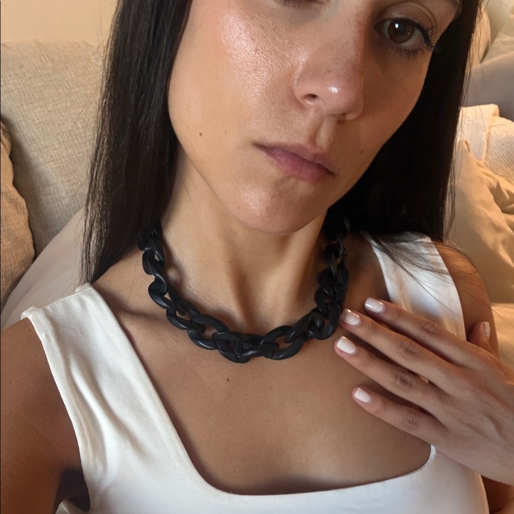 Elegant Black Chain Necklace